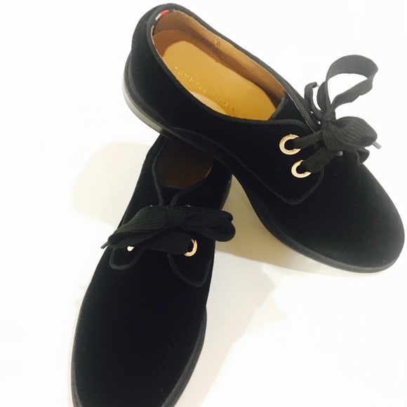 Tommy Hilfiger Jouston Suede Oxford Shoes/ Loafers - Picture 2 of 6